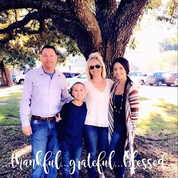 Meet your Posher, Connie - Picture 1 of 1